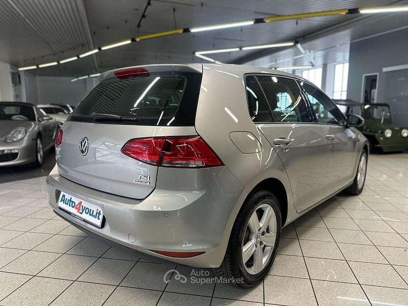 Usata VW Golf VII Comfortline 85 CV (62 kW) 2013 Sabbia Berlina