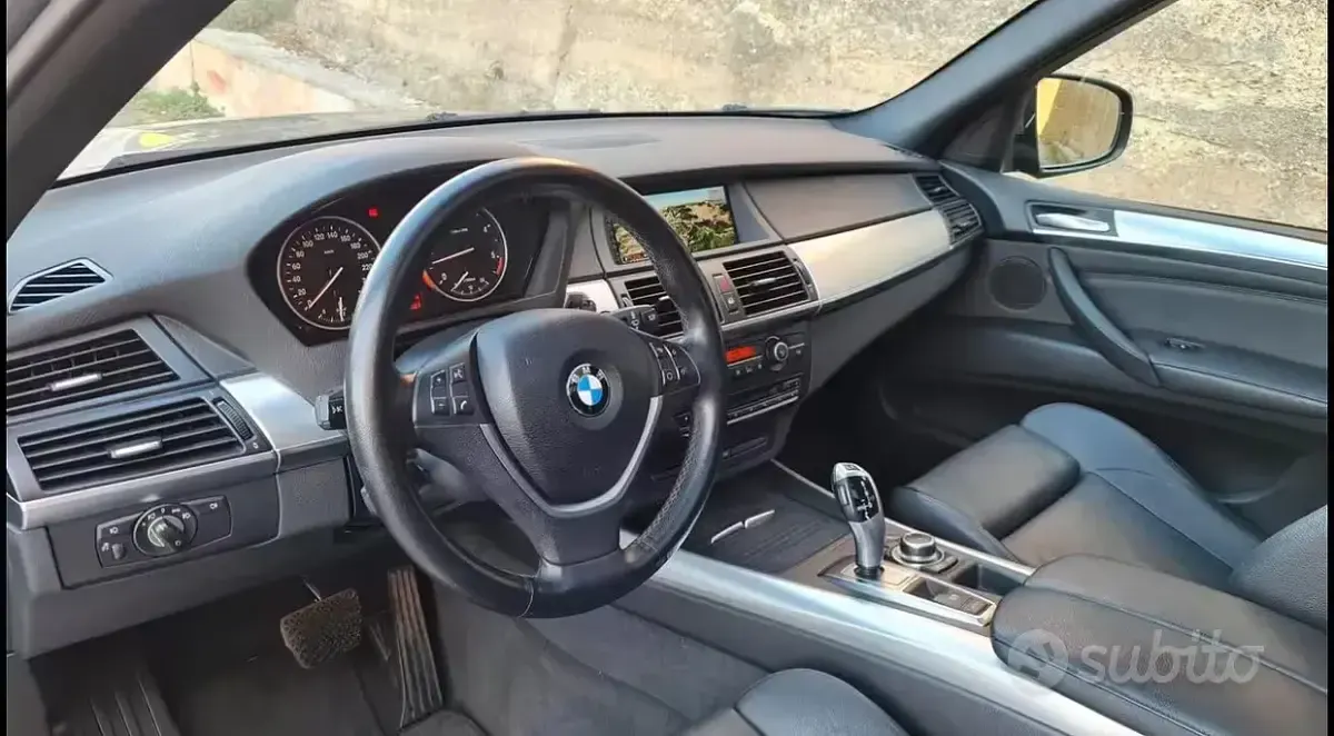 Usata BMW X5 245 CV (180 kW) 2010 Bluazzurro SUV