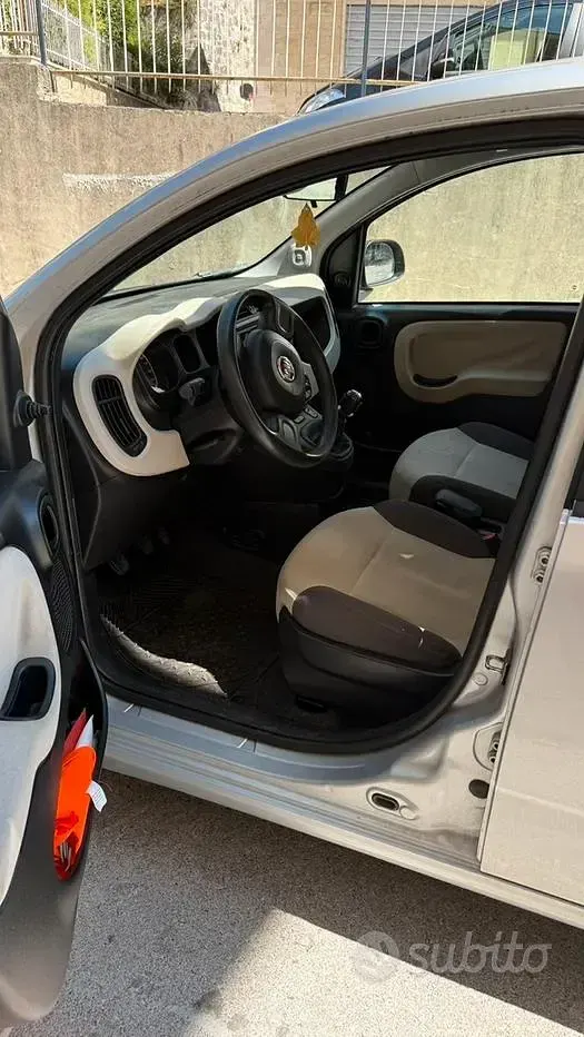 Usata Fiat Panda Easy 85 CV (62 kW) 2018 Grigio Utilitaria
