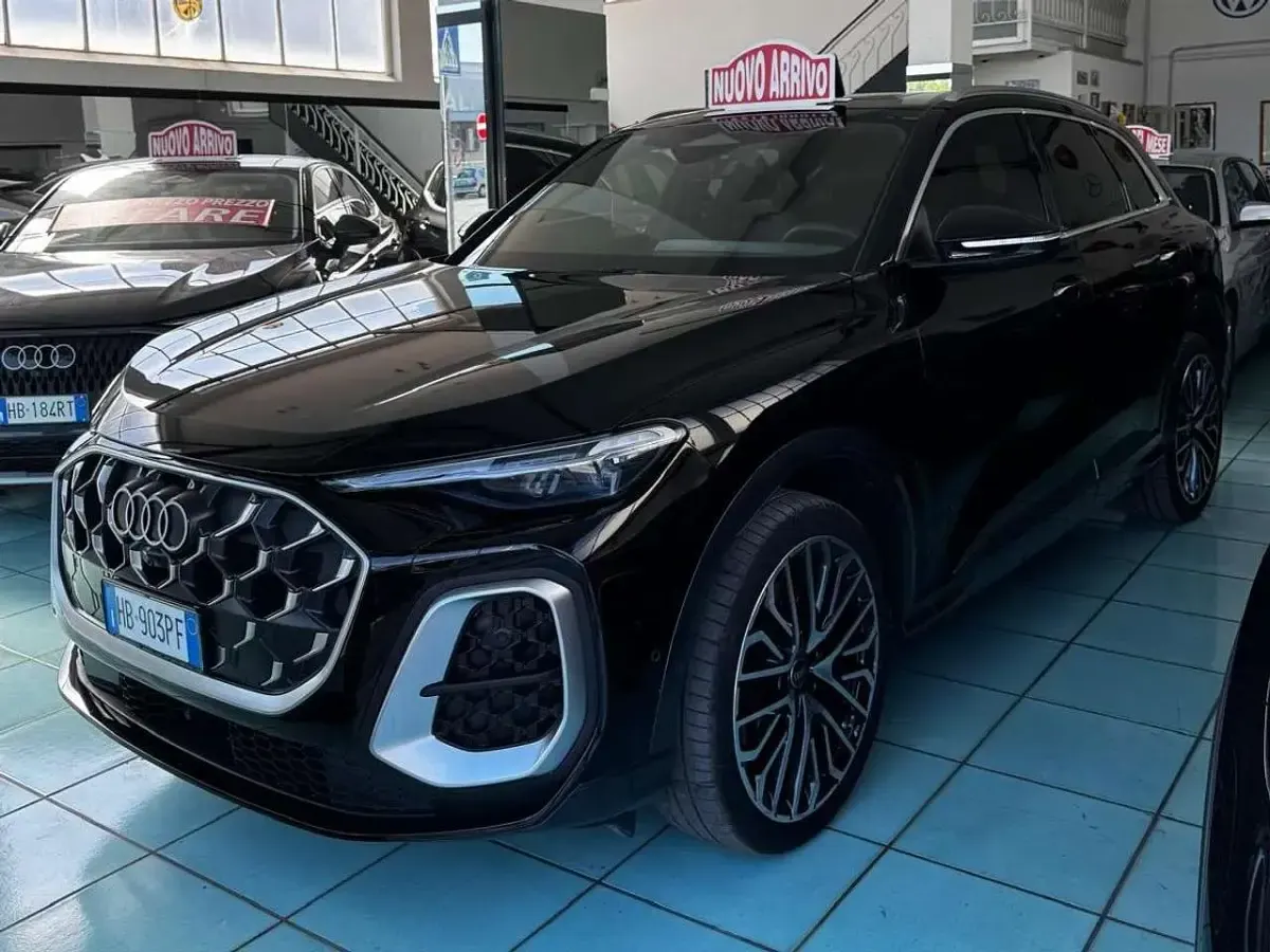 Usata Audi SQ5 Ambiente 367 CV (269 kW) 2025 Nero SUV