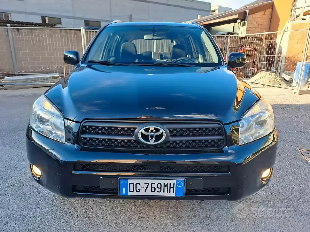 Occasion Toyota RAV4 136 ch (100 kW) 2007 Noir SUV
