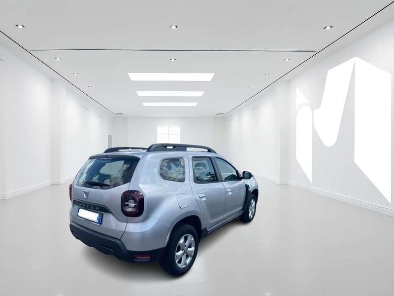 Usata Dacia Duster Comfort 114 CV (83 kW) 2019 Argento SUV