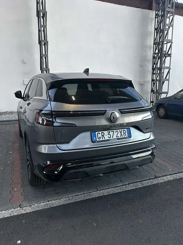 Usata Renault Austral Iconic 131 CV (96 kW) 2023 SUV