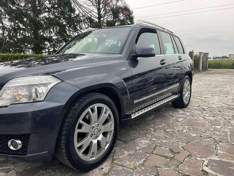 Grigio Usata 2011 Mercedes GLK220 Premium SUV | 7900 € (Ottimo prezzo) - Immagine 1/4