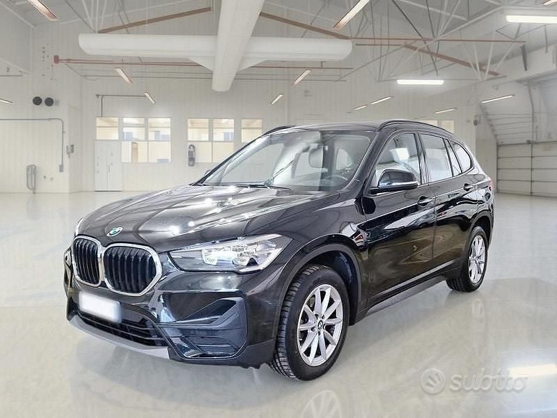 Grigio Usata 2021 BMW X1 SUV | 21.250 € (Ottimo prezzo) - Immagine 1/4