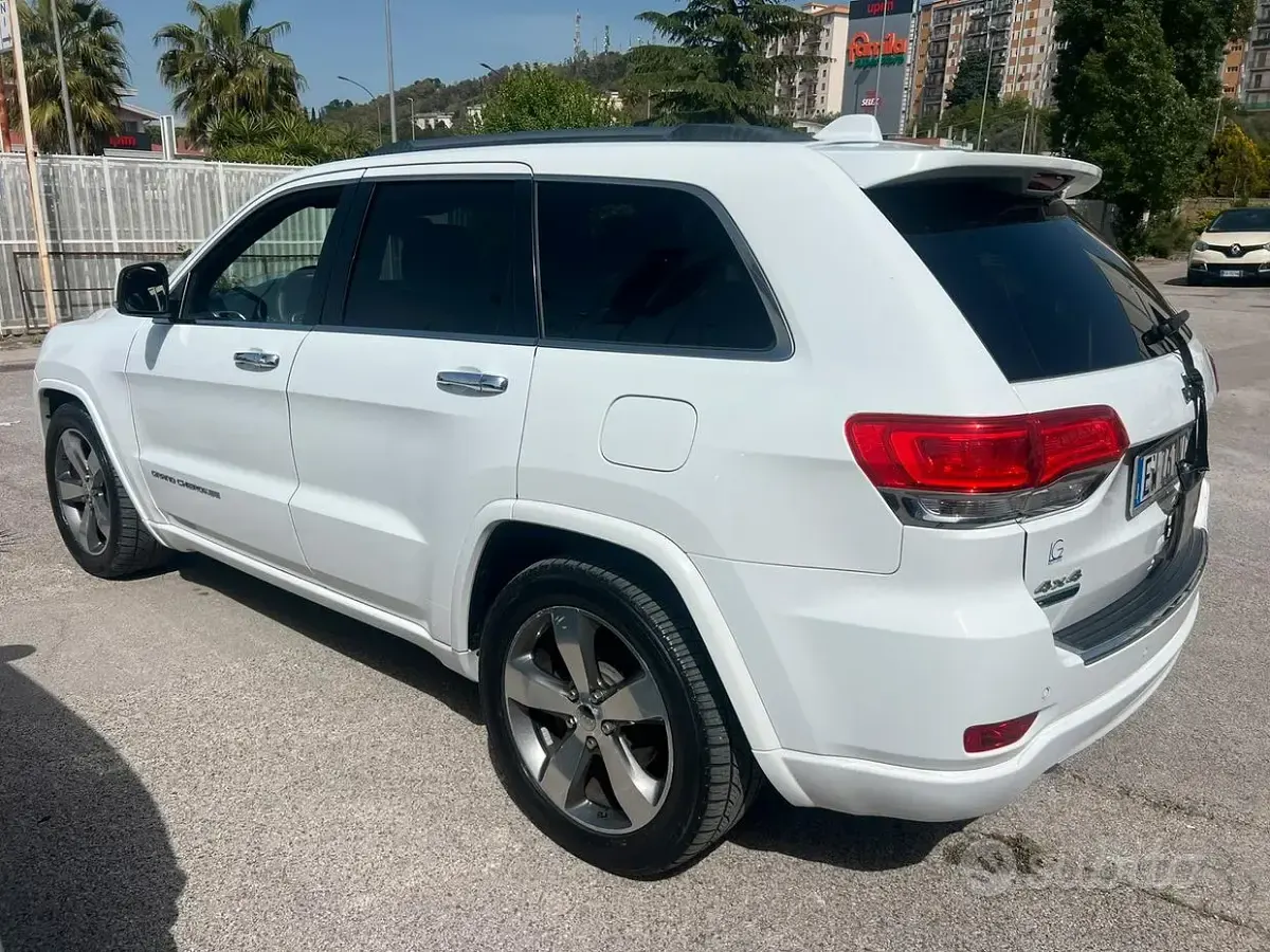 Usata Jeep Grand Cherokee Sport 250 CV (183 kW) 2014 Nero SUV