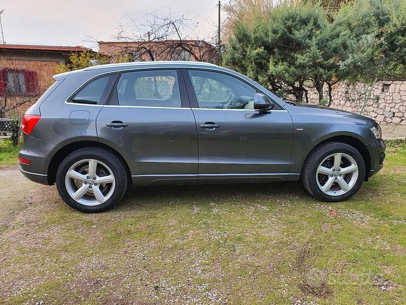 Usata Audi Q5 S-Line 170 CV (125 kW) 2010 Grigio SUV