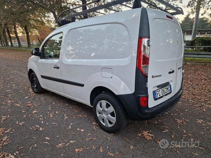 Usata Renault Kangoo 90 CV (66 kW) 2016 Bianco Berlina