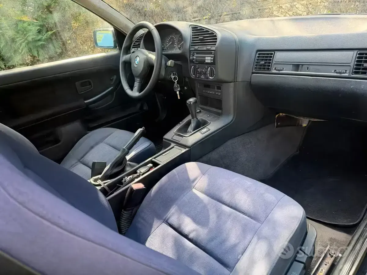 Usata BMW 320 150 CV (110 kW) 1993 Nero Coupé