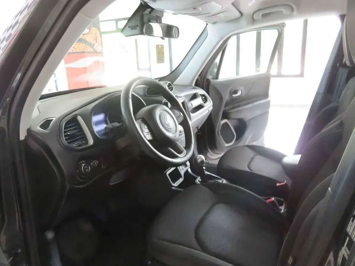 Usata Jeep Renegade Limited 120 CV (88 kW) 2021 Grigio scuro SUV