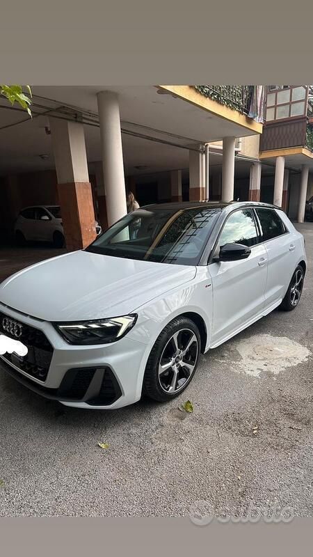 Usata 2023 Audi A1 Sportback Due volumi | 25.900 € (Cara) - Immagine 1/4