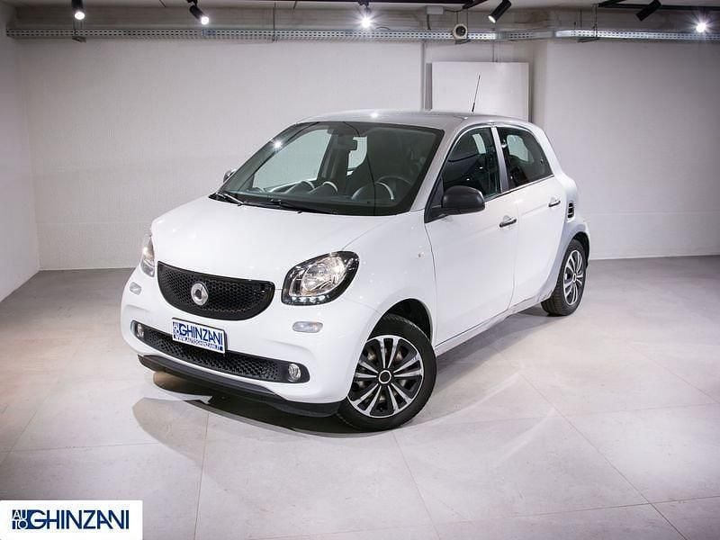 Usata Smart ForFour Prime 71 CV (52 kW) 2019 Bianco Utilitaria