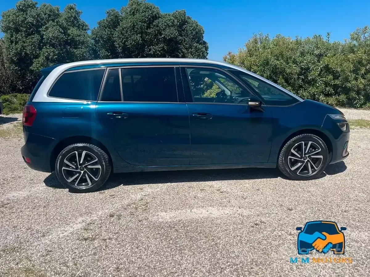 Usata Citroën C4 SpaceTourer Shine 163 CV (119 kW) 2022 Blu/azzurro Monovolume