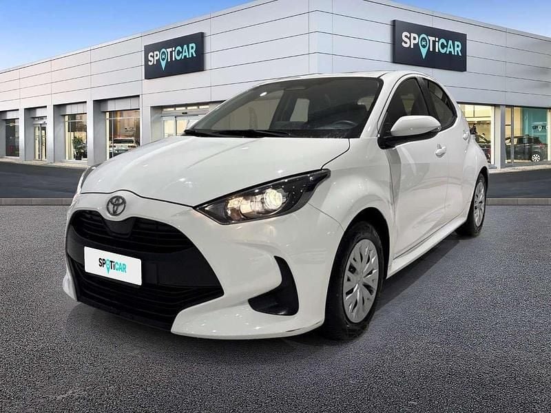 Usata Toyota Yaris Hybrid Active 116 CV (85 kW) 2025 Bianco Utilitaria