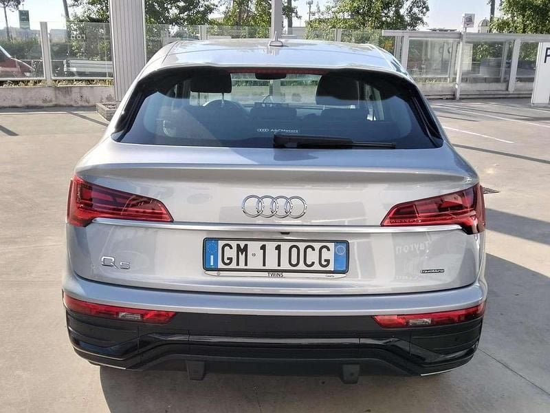 Usata Audi Q5 Sportback Advanced 204 CV (150 kW) 2022 Grigio metallizzato SUV