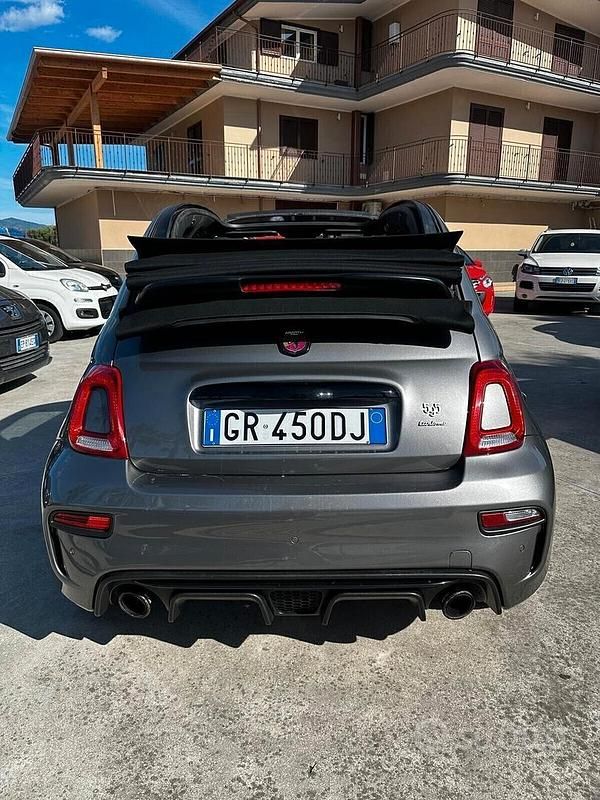 Usata Abarth 595C Turismo 165 CV (121 kW) 2019 Grigio Cabrio