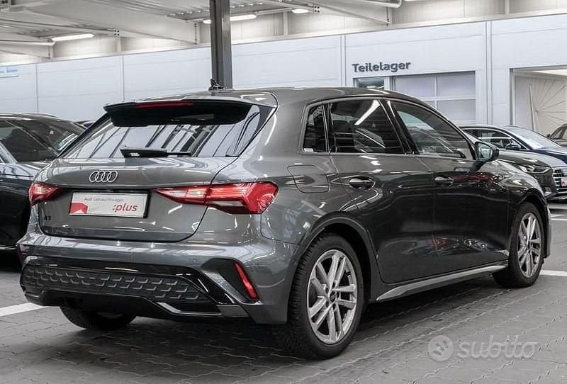 Usata Audi A3 S-Line 150 CV (110 kW) 2025 Grigio Berlina