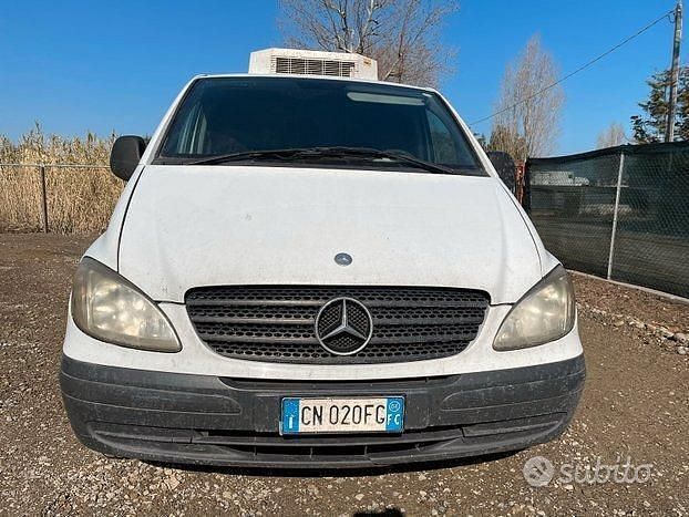Usata Mercedes Vito 108 CV (79 kW) 2005 Bianco Furgone