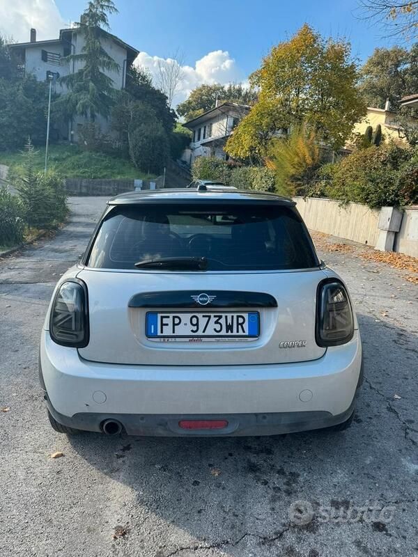 Usata 2018 Mini Cooper Due volumi | 13.000 € (Ottimo prezzo) - Immagine 1/4