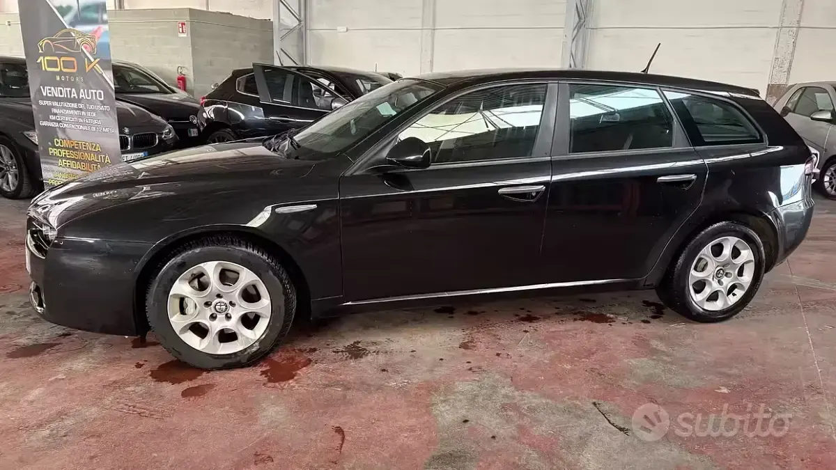 Käytetty Alfa Romeo 159 Ti 150 HP (110 kW) 2008 Musta Farmari