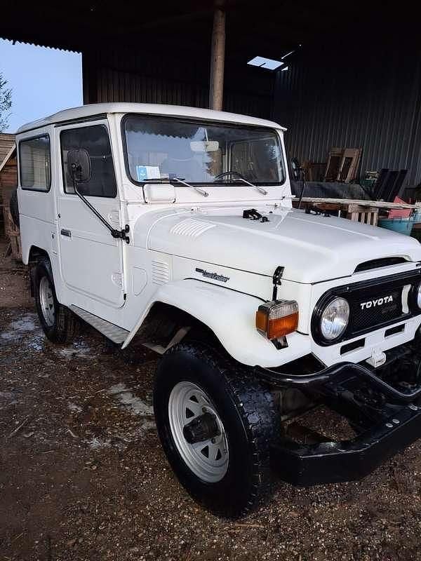 Usata Toyota Land Cruiser 99 CV (72 kW) 1977 Bianco SUV