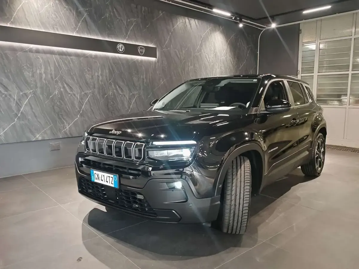 Usata Jeep Avenger Summit 101 CV (74 kW) 2023 Nero SUV