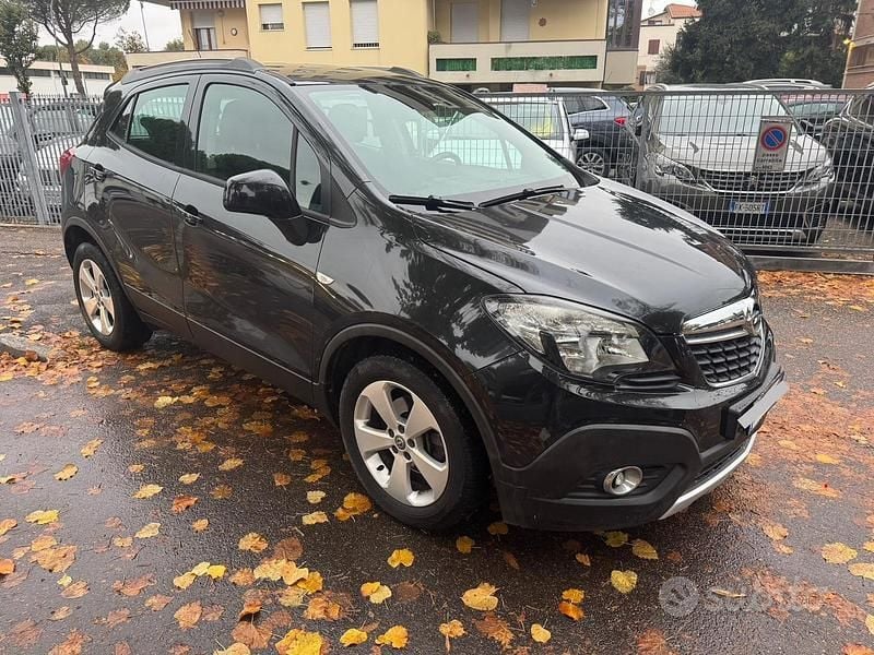 Usata Opel Mokka 140 CV (102 kW) 2015 Nero SUV