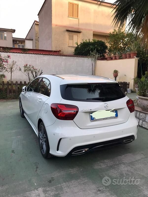 Usata Mercedes A180 109 CV (80 kW) 2018 Bianco Utilitaria