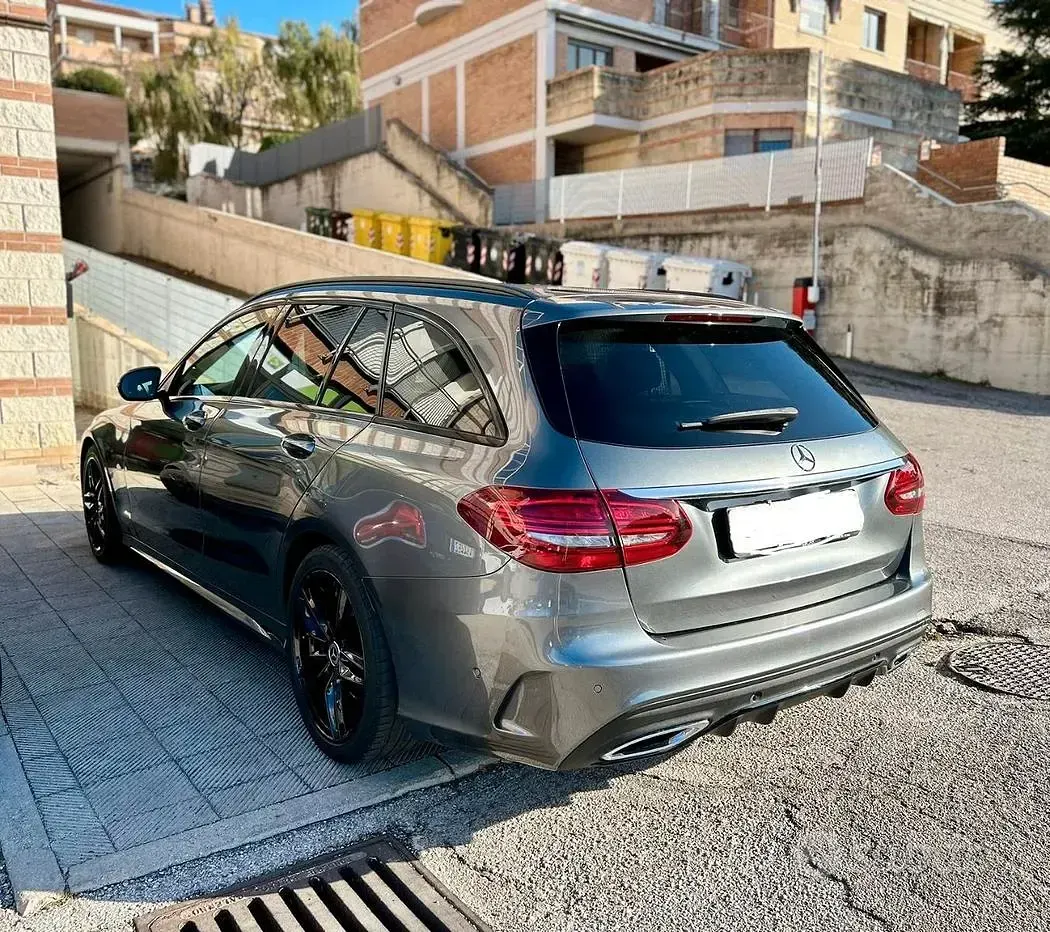 Usata Mercedes C220 AMG 194 CV (142 kW) 2019 Station wagon