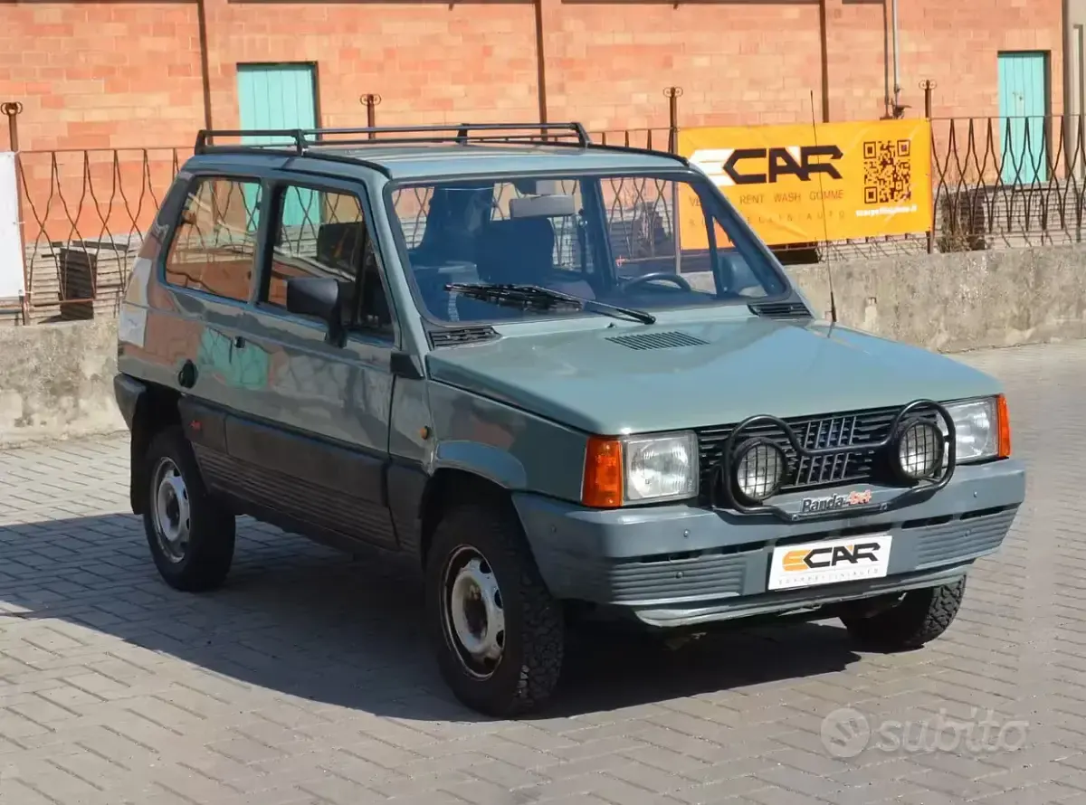 Usata Fiat Panda 4x4 48 CV (35 kW) 1987 Grigio Utilitaria