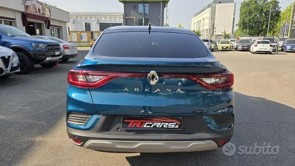 Usata Renault Arkana Techno 94 CV (69 kW) 2023 Blu SUV
