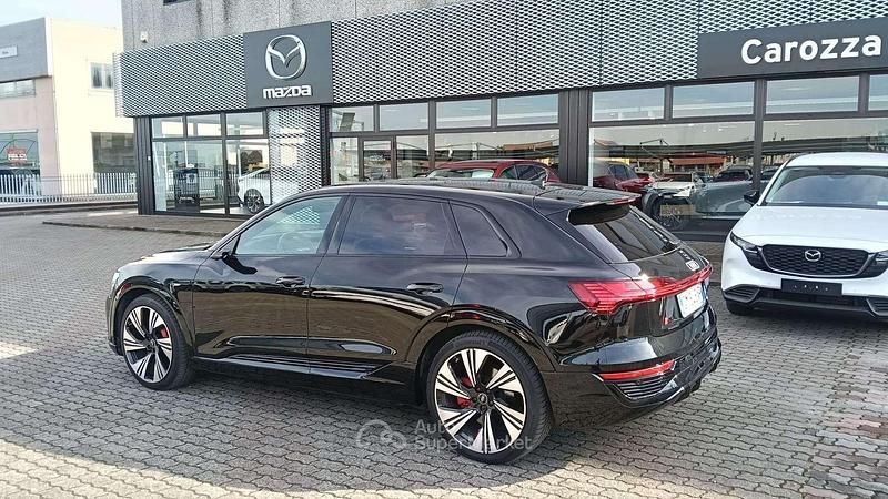 Usata Audi Q8 e-tron S-Line 250 kW (340 CV) 2023 Nero mito SUV
