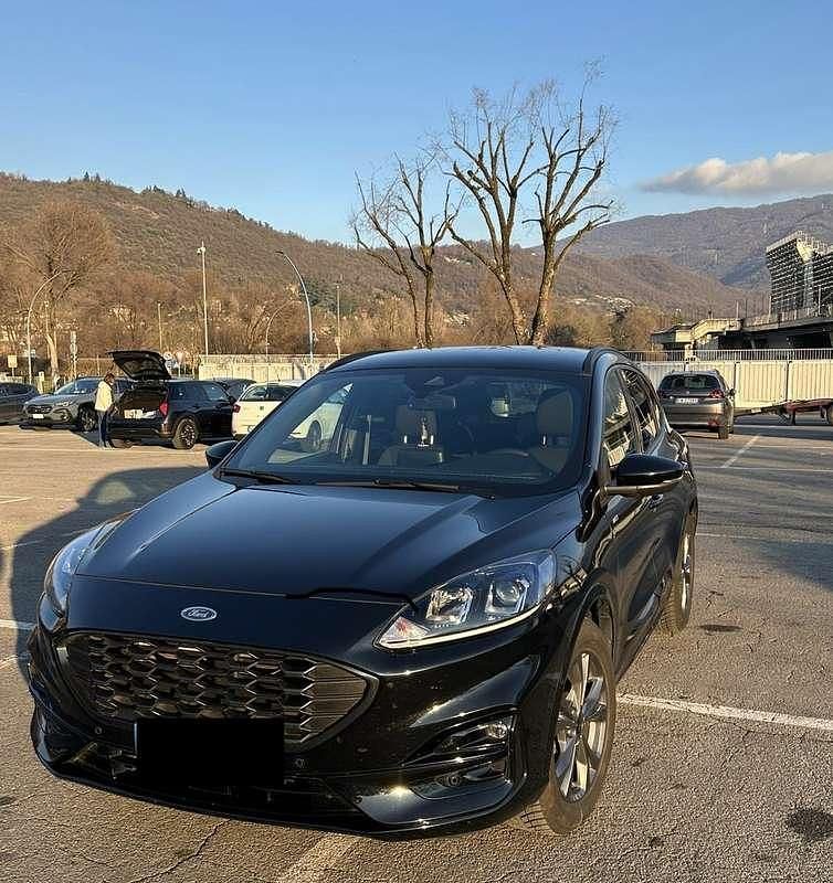 Usata Ford Kuga ST-Line 152 CV (111 kW) 2023 SUV