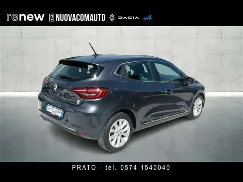 Usata Renault Clio Intens 90 CV (66 kW) 2022 Grigio scuro Utilitaria