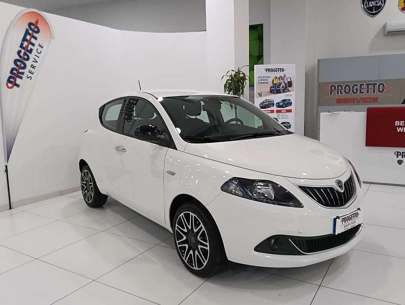 Bianco Usata 2022 Lancia Ypsilon Gold Due volumi | 11.500 € (Buon prezzo) - Immagine 1/4