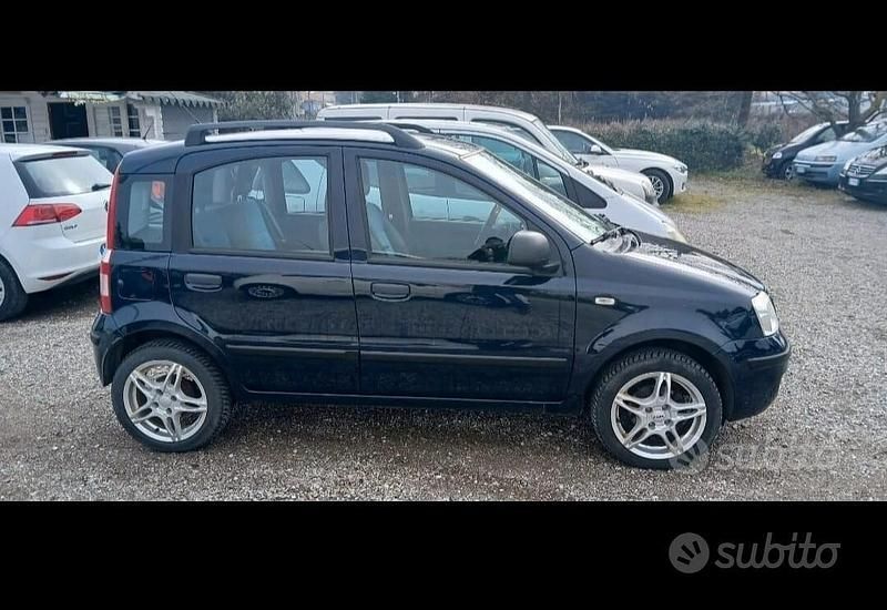 Usata Fiat Panda 69 CV (50 kW) 2012 Blu Utilitaria