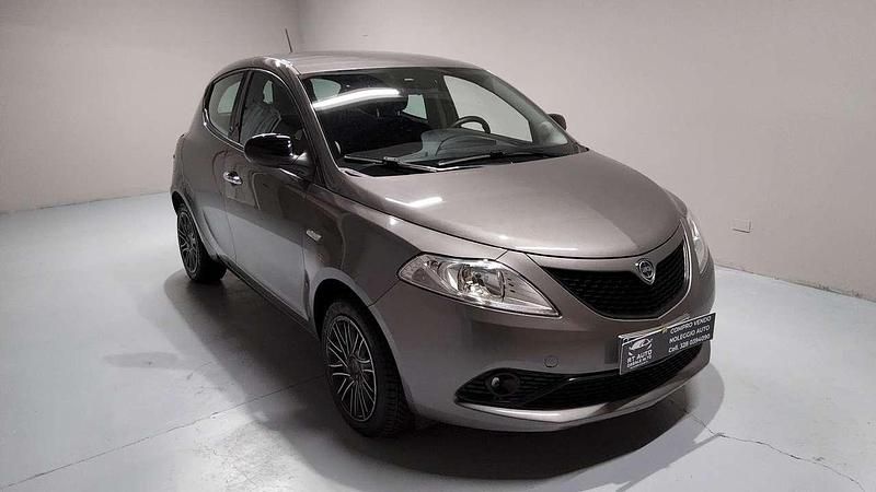 Other Usata 2021 Lancia Ypsilon Gold Due volumi | 10.900 € (Cara) - Immagine 1/4
