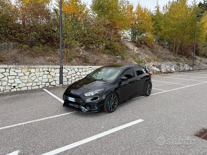 Usata Ford Focus RS 350 CV (257 kW) 2016 Nero Berlina