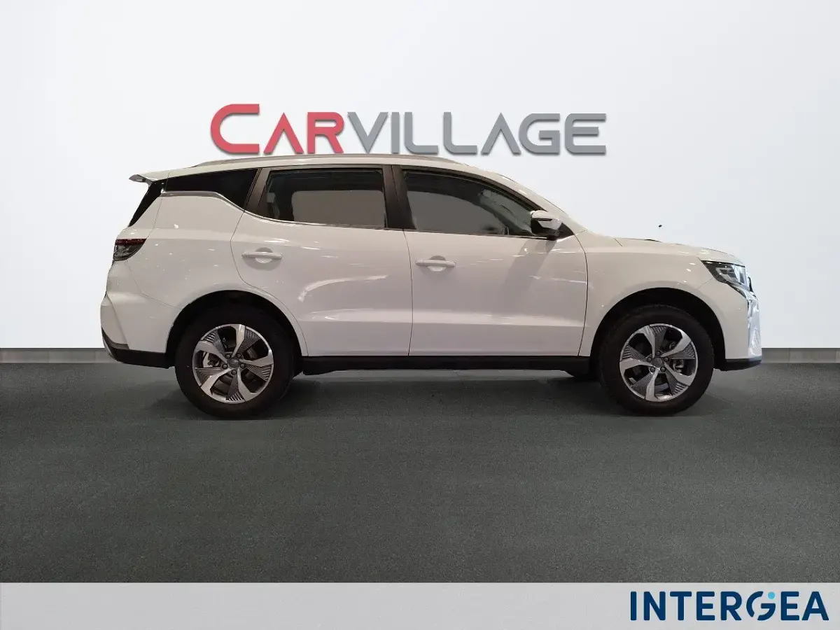 Usata EMC SETTE 174 CV (127 kW) 2025 Bianco SUV