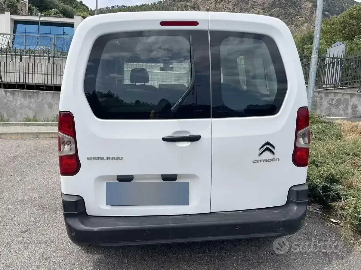 Usata Citroën Berlingo Live 110 CV (80 kW) 2021 Bianco Monovolume