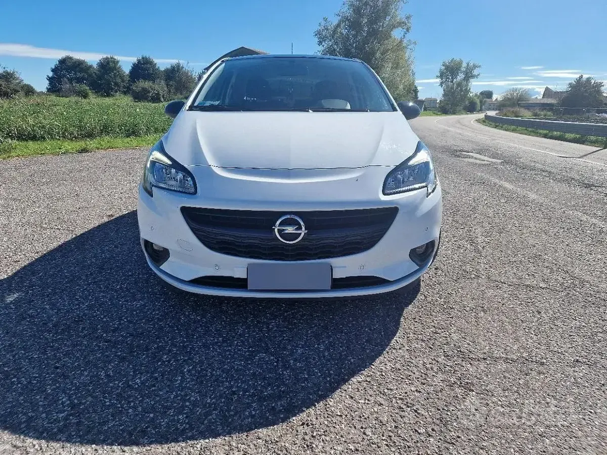 Usata Opel Corsa 95 CV (69 kW) 2015 Bianco Utilitaria