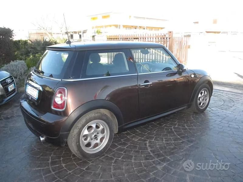 Occasion Mini Cooper D 66 ch (48 kW) 2011 Marron Citadine