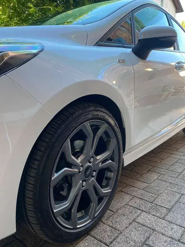 Usata Ford Fiesta ST-Line 86 CV (63 kW) 2018 Bianco Utilitaria