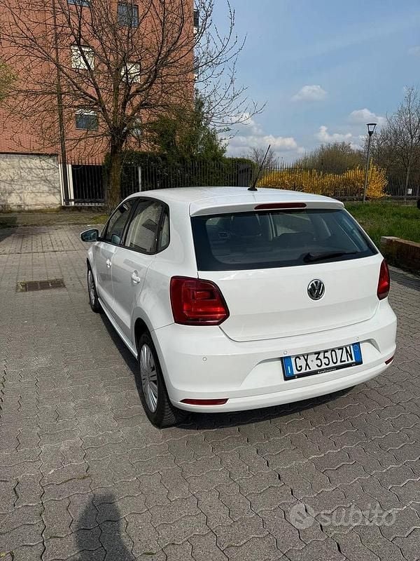 Usata VW Polo Comfortline 75 CV (55 kW) 2016 Bianco Berlina