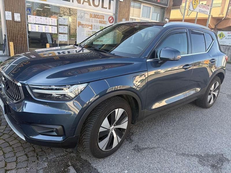 Usata Volvo XC40 Inscription 129 CV (94 kW) 2021 Blu/azzurro SUV