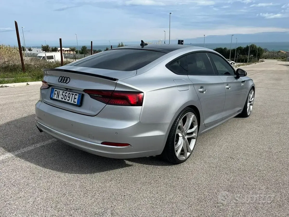 Usata Audi A5 S-Line 190 CV (139 kW) 2018 Grigio Coupé