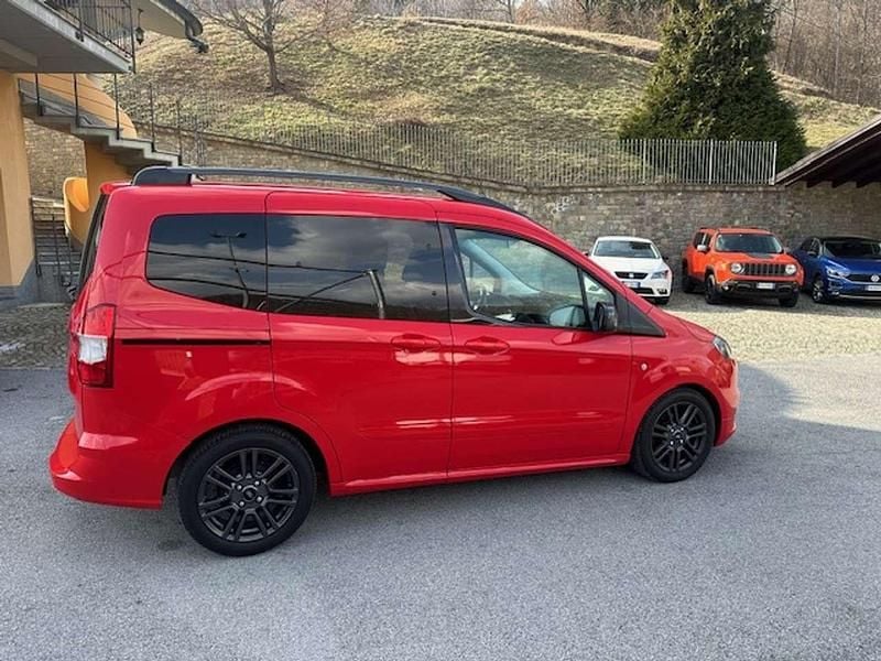 Usata Ford Tourneo ST-Line 101 CV (74 kW) 2020 Rosso Furgone
