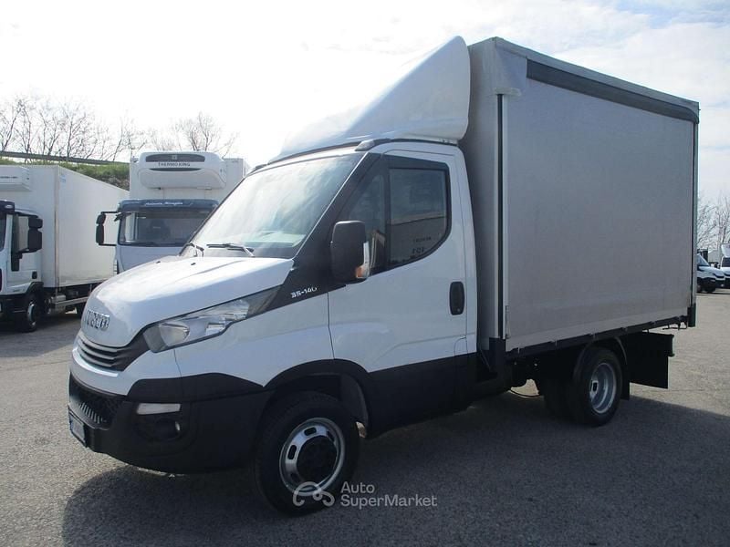 Usata Iveco Daily 140 CV (102 kW) 2018 Bianco