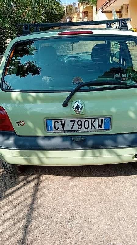 Usata Renault Twingo 58 CV (42 kW) 2005 Giallo Utilitaria