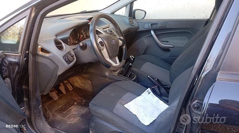 Usata Ford Fiesta 70 CV (51 kW) 2010 Nero Utilitaria